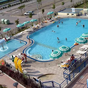 Apartman Altanea Residences Con Piscina, Caorle