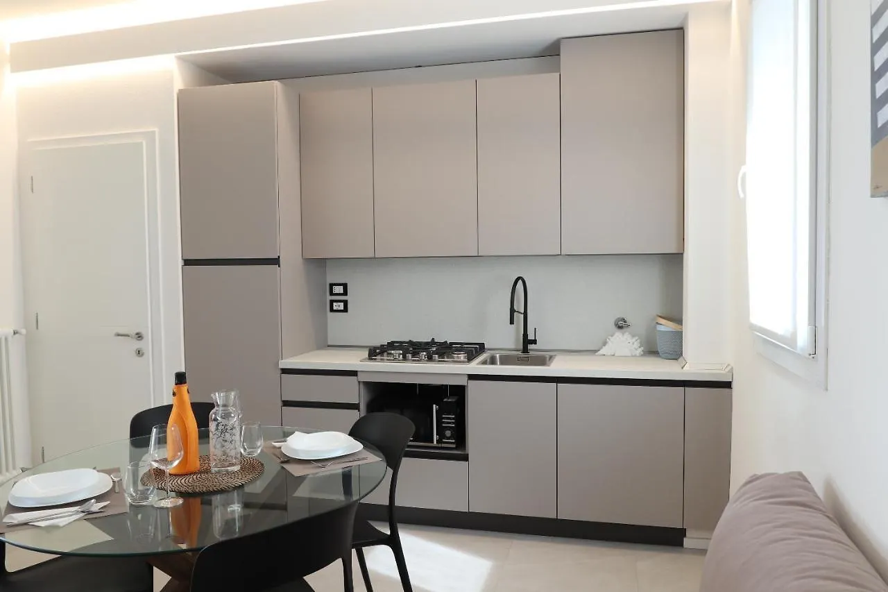 Residence Tre Leoni Caorle 0*,  Italy